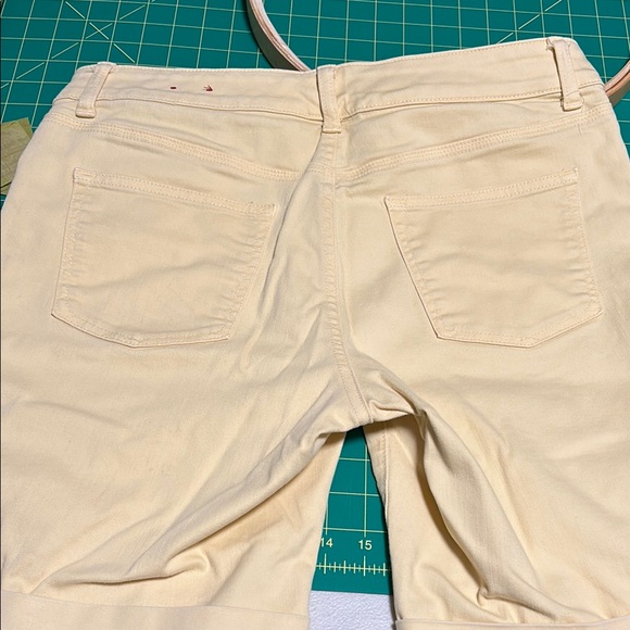 Talbots Yellow Women's Shorts - Picture 5 of 5